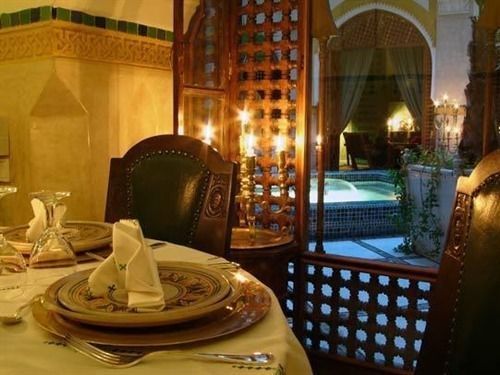 رياد Moucharabieh Matisse 4*